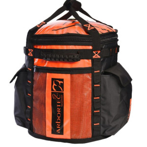 Organize and transport your climbing ropes easily with the 35L Cobra Bag in orange from Endor’s Arborist & Rope Supply. Call (234) 410-3240 for expert advice on this durable, compact bag designed for secure storage and easy transport of your arborist gear. Visit our Ohio showroom or shop online today for premium climbing equipment!