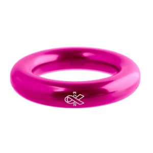 40mm Pink Anchor Ring – a high-strength, lightweight rigging and climbing component designed for secure connections and smooth rope passage. Ideal for arborists and tree climbers who require reliability and efficiency in their gear. Get yours today from Endor’s Arborist & Rope Supply. Call (234) 410-3240 for expert advice and fast shipping!